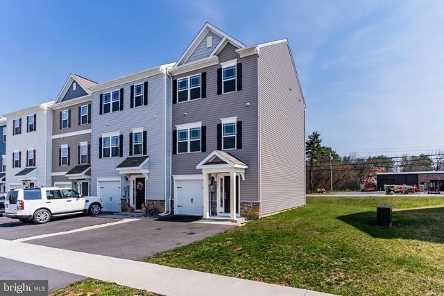 3381 LANDMARK COURT, Chambersburg, PA 17201