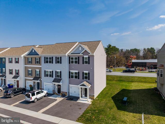 3381 LANDMARK COURT, Chambersburg, PA 17201
