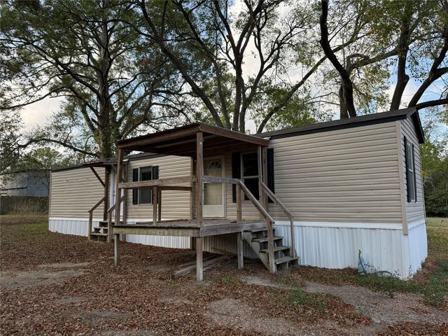 3708 Commerce St Cr, Damon, TX 77430