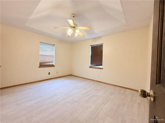 615 W Citrus Street, San Juan, TX 78589