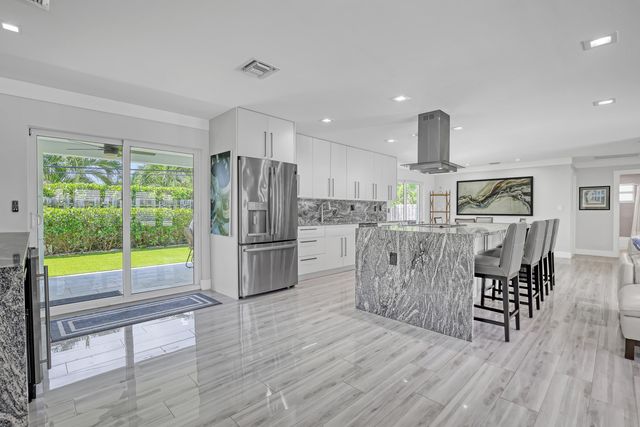 1191 BIMINI Lane, Singer Island, FL 33404