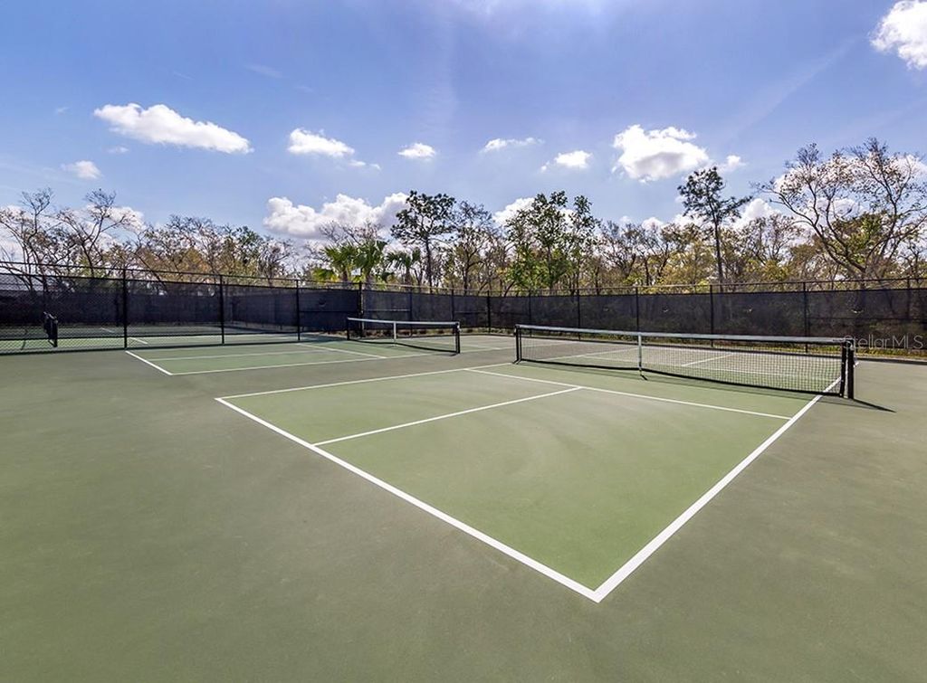 Image 37 of property listing at 5527 PALMER CIRCLE 205, Bradenton, FL 34211