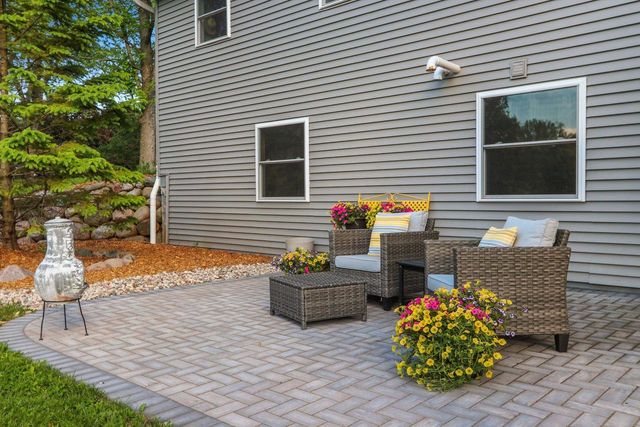 201 LAKESIDE DRIVE, Clintonville, WI 54929