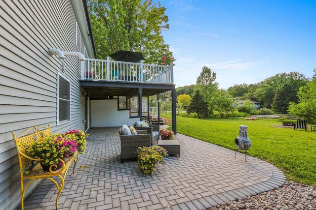 201 LAKESIDE DRIVE, Clintonville, WI 54929