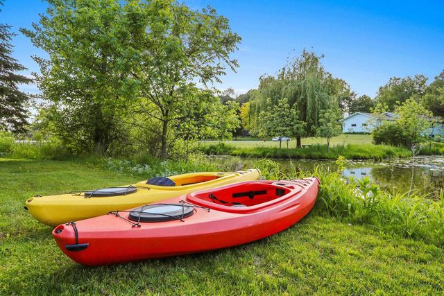 201 LAKESIDE DRIVE, Clintonville, WI 54929