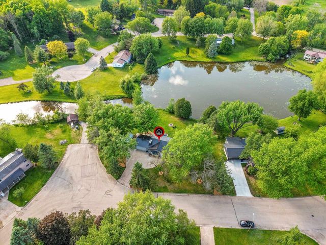 201 LAKESIDE DRIVE, Clintonville, WI 54929