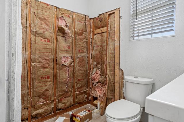 503 N Pearl Street, Trenton, TX 75490