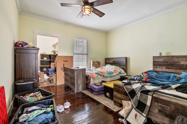 503 N Pearl Street, Trenton, TX 75490