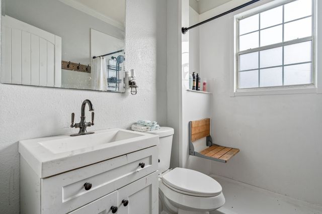 503 N Pearl Street, Trenton, TX 75490