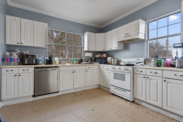 503 N Pearl Street, Trenton, TX 75490