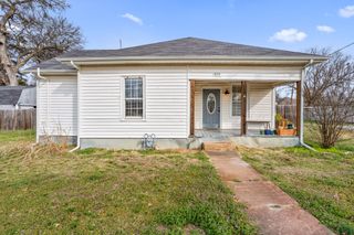 503 N Pearl Street, Trenton, TX 75490