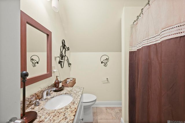 13573 Bluff Point Dr, Geismar, LA 70734