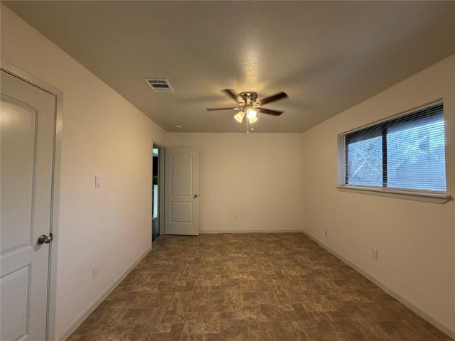 9215 Loren Lane, Houston, TX 77040