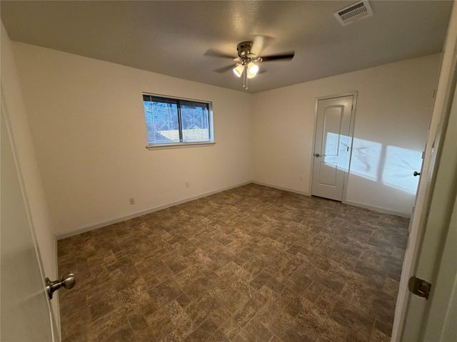 9215 Loren Lane, Houston, TX 77040