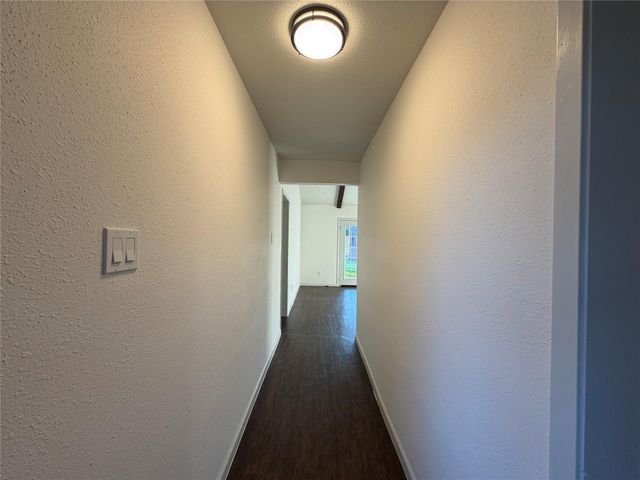 9215 Loren Lane, Houston, TX 77040