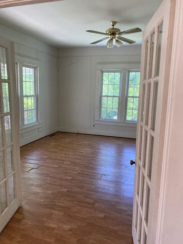 400 Waterloo St, Lawrenceburg, TN 38464