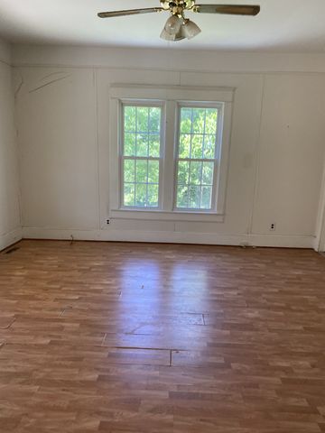 400 Waterloo St, Lawrenceburg, TN 38464