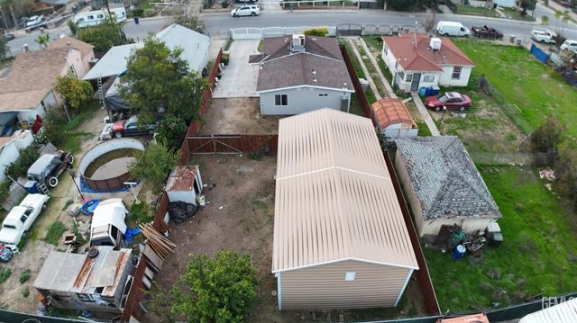 1005 Collins Way, Bakersfield, CA 93307