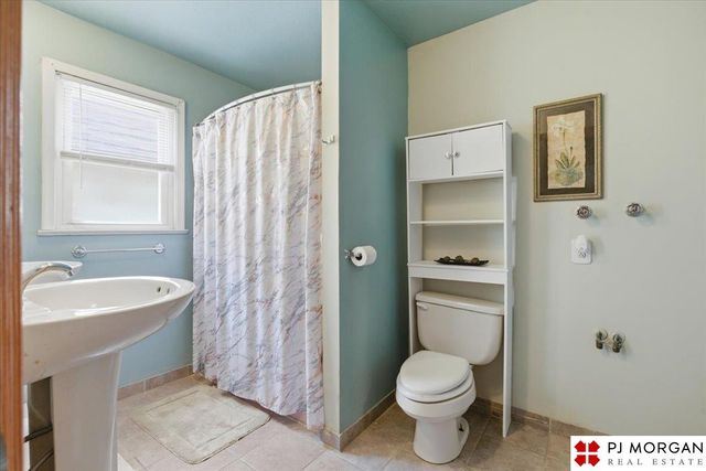 5603 S 20th Street, Omaha, NE 68107