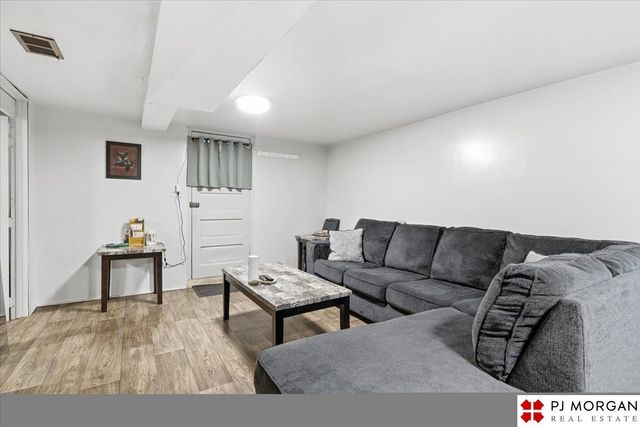5603 S 20th Street, Omaha, NE 68107