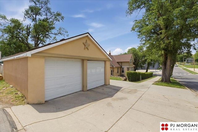 5603 S 20th Street, Omaha, NE 68107