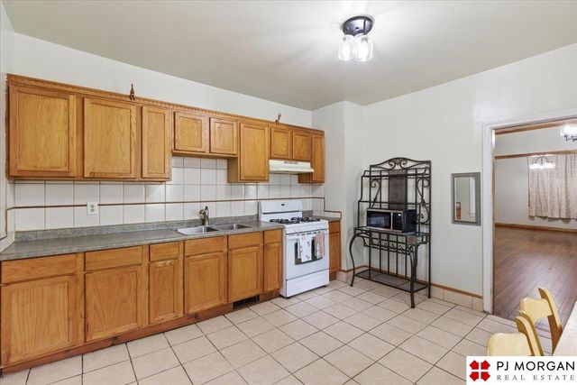 5603 S 20th Street, Omaha, NE 68107