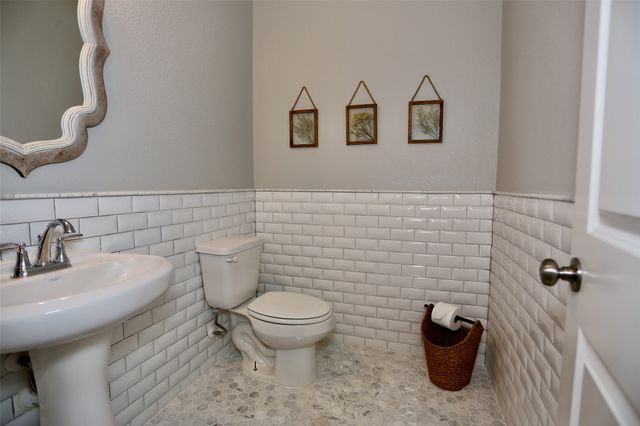 1100 Redbrick Lane, Northlake, TX 76247