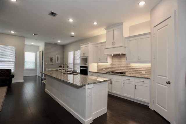 1100 Redbrick Lane, Northlake, TX 76247