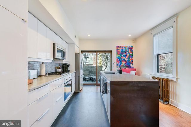 1910 FLEET ST, Baltimore, MD 21231