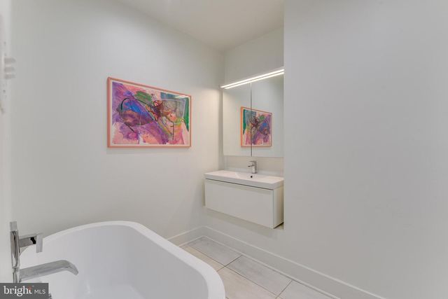 1910 FLEET ST, Baltimore, MD 21231