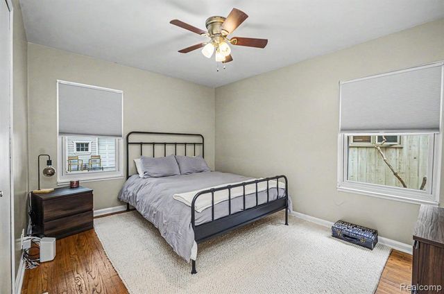 1984 Beaufait Drive, Grosse Pointe, MI 48236