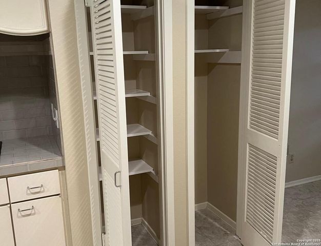 8033 N New Braunfels Ave Apt 400E, San Antonio, TX 78209