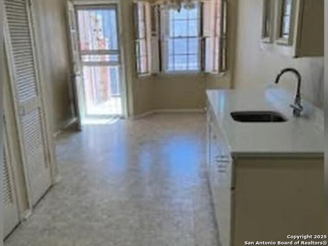 8033 N New Braunfels Ave Apt 400E, San Antonio, TX 78209