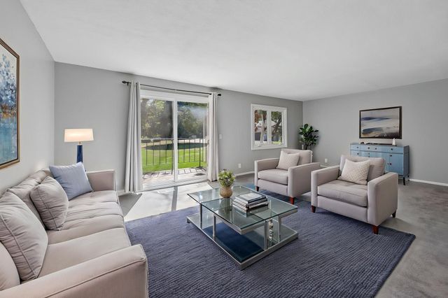 5815 Lake Curve Lane, Brooklyn Center, MN 55429