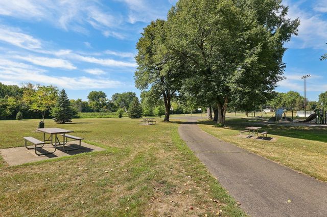 5815 Lake Curve Lane, Brooklyn Center, MN 55429