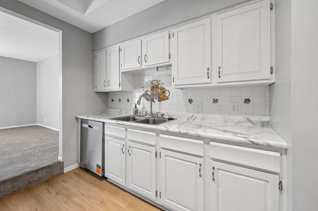 5815 Lake Curve Lane, Brooklyn Center, MN 55429