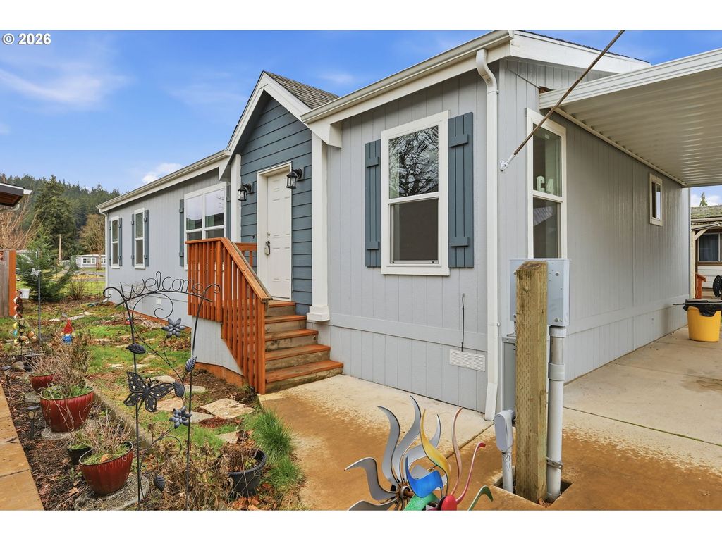 10701 Se HIGHWAY 212 C4, Clackamas, OR 97015