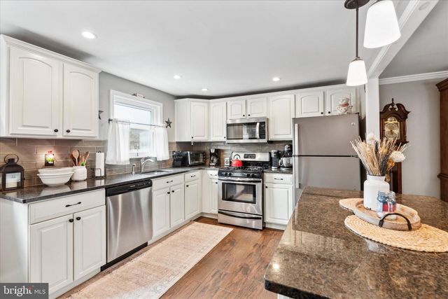 803 BERGEN ST, Philadelphia, PA 19111