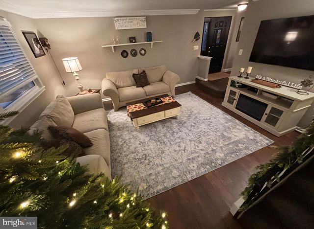 803 BERGEN ST, Philadelphia, PA 19111