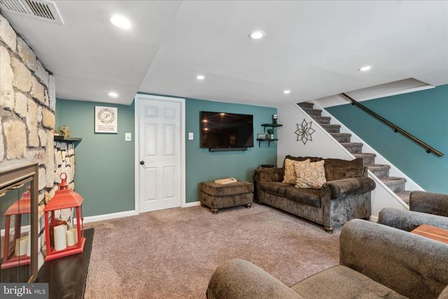 803 BERGEN ST, Philadelphia, PA 19111