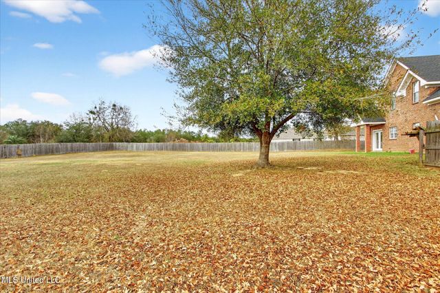 17161 Fenton Dedeaux Road, Kiln, MS 39556