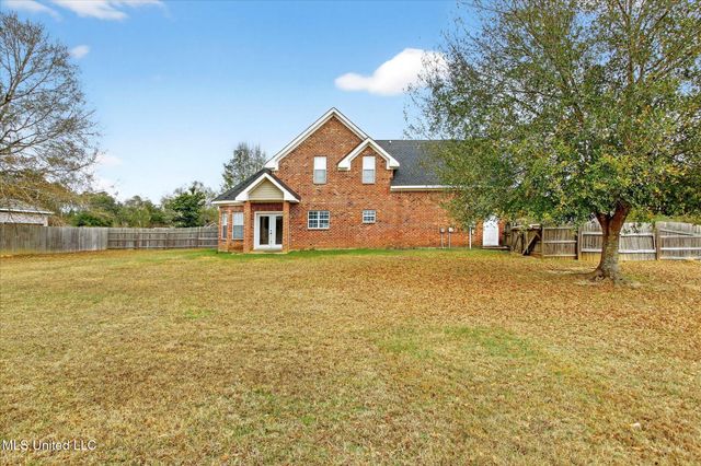 17161 Fenton Dedeaux Road, Kiln, MS 39556