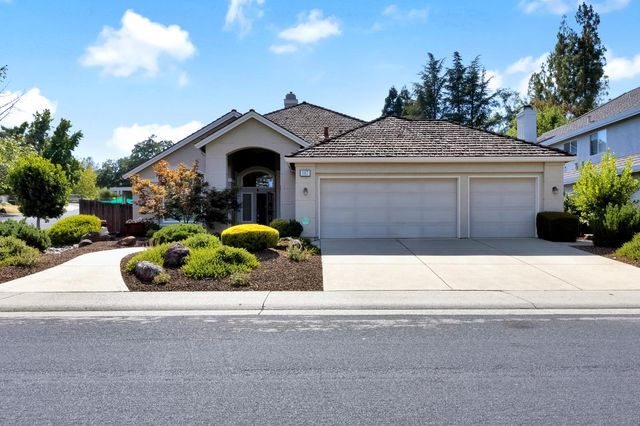 147 Teceira Way, Folsom, CA 95630