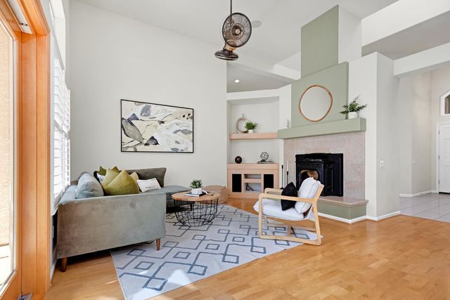 147 Teceira Way, Folsom, CA 95630