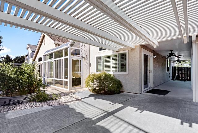 147 Teceira Way, Folsom, CA 95630