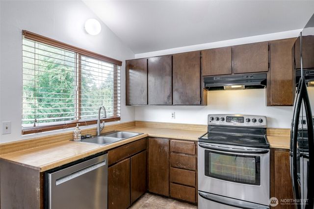 30031 45th Place S, Auburn, WA 98001