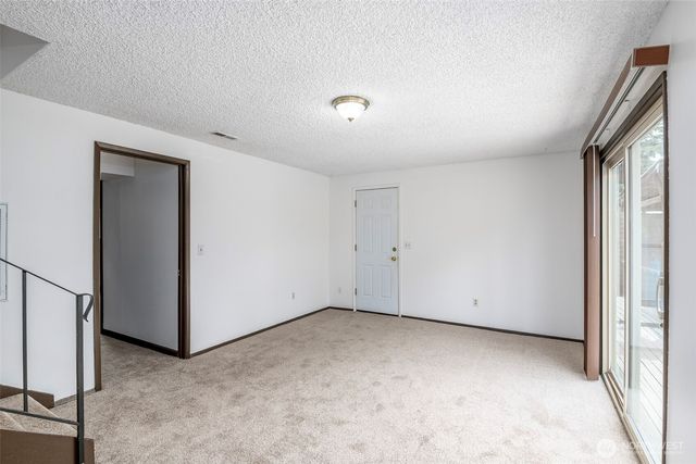 30031 45th Place S, Auburn, WA 98001