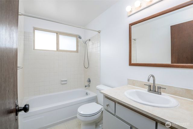 30031 45th Place S, Auburn, WA 98001
