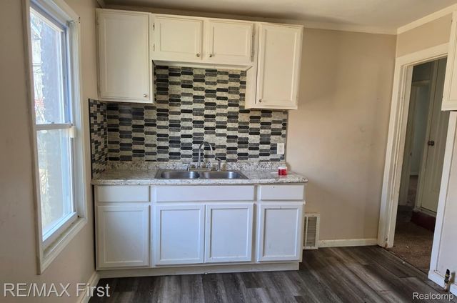 12717 Riad Street, Detroit, MI 48224