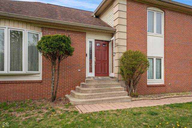 8031 Edgewood Court, Plainfield, IN 46168